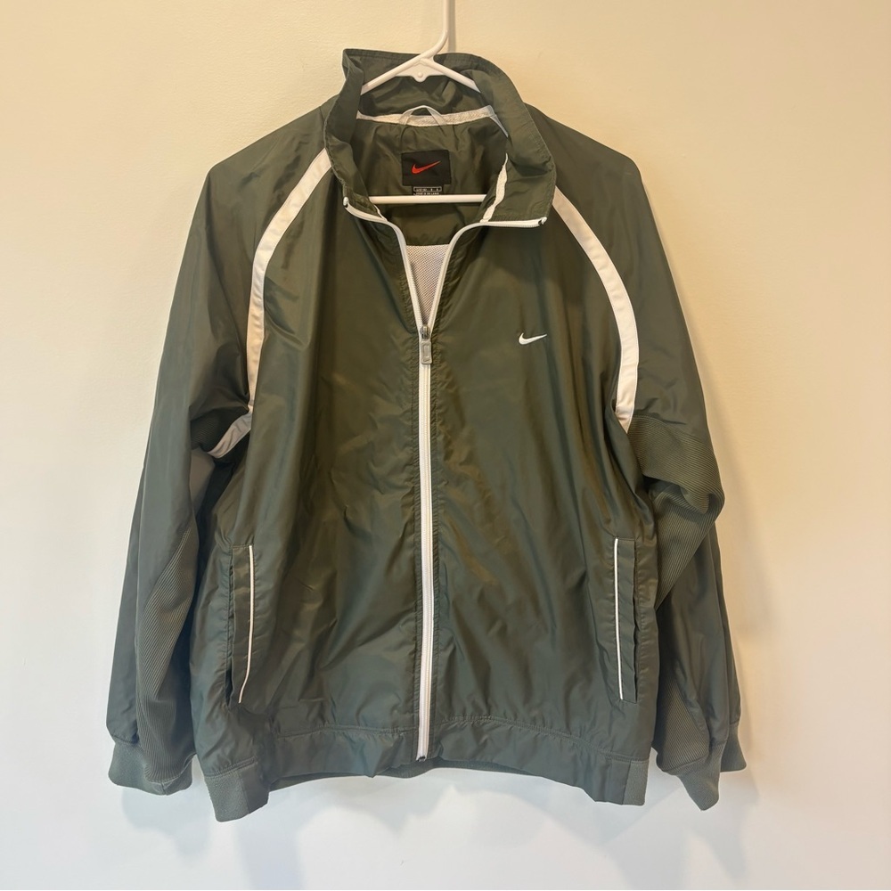 Nike Army Green White Windbreak Full Zip Jacket Retro Athleisure Streetwear